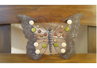 Motýľ s kamienkami